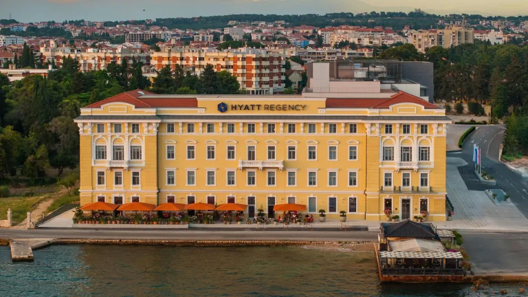zadar hotel taxi transfers
